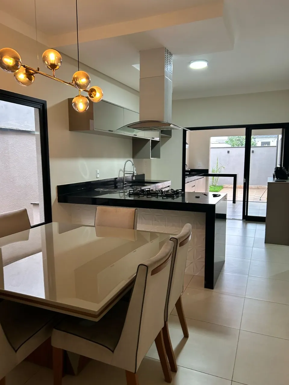 Casa à venda de 250 m² em Hortolândia, SP, Brasil