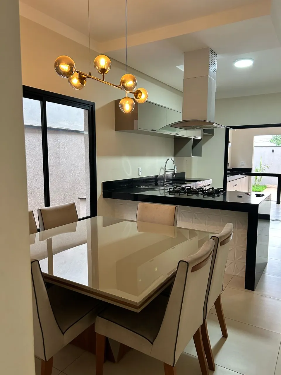 Casa à venda de 250 m² em Hortolândia, SP, Brasil