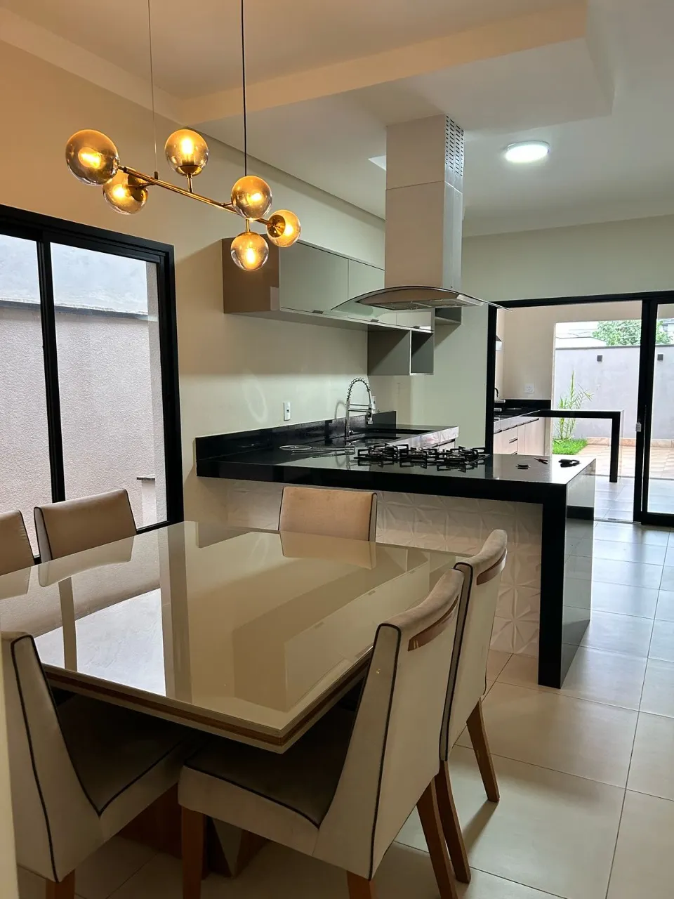 Casa à venda de 250 m² em Hortolândia, SP, Brasil