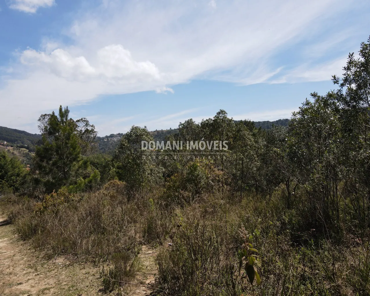 Terreno à venda de 2.850 m² em Campos do Jordão, SP, Brasil