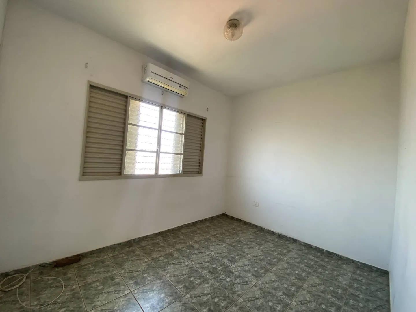 Casa  de 305 m² em Piraju, SP, Brasil