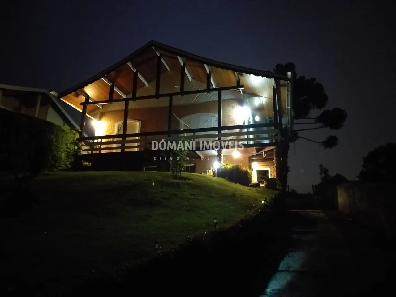 Casa à venda de 700 m² em Campos do Jordão, SP, Brasil