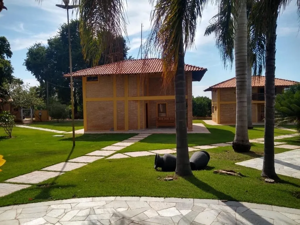 Fazenda à venda e para Arrendar de 968 ha em Marília, SP, Brasil