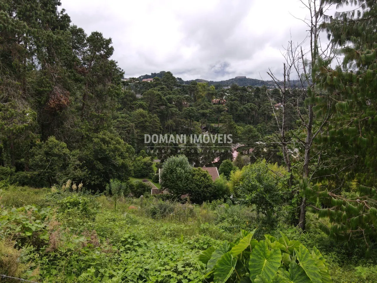 Terreno à venda de 1.070 m² em Campos do Jordão, SP, Brasil