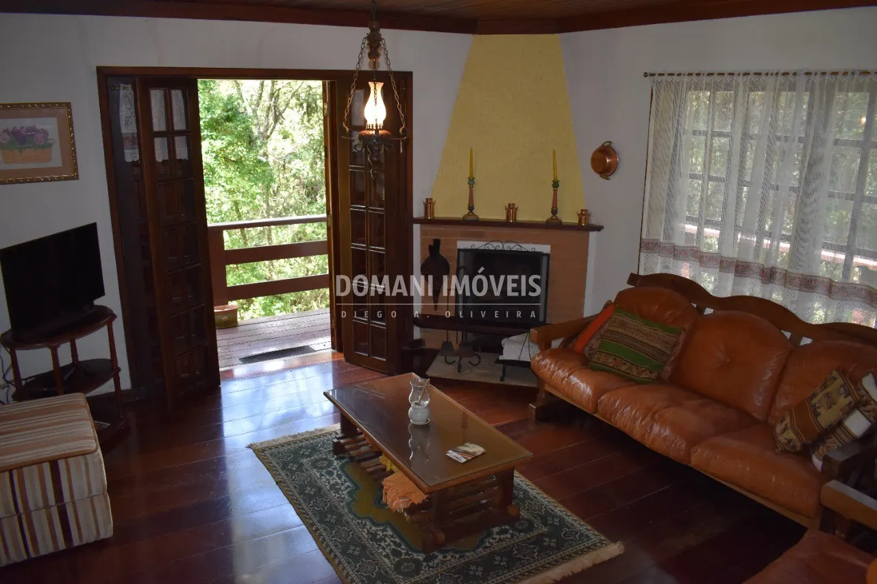 Casa à venda de 1.600 m² em Campos do Jordão, SP, Brasil