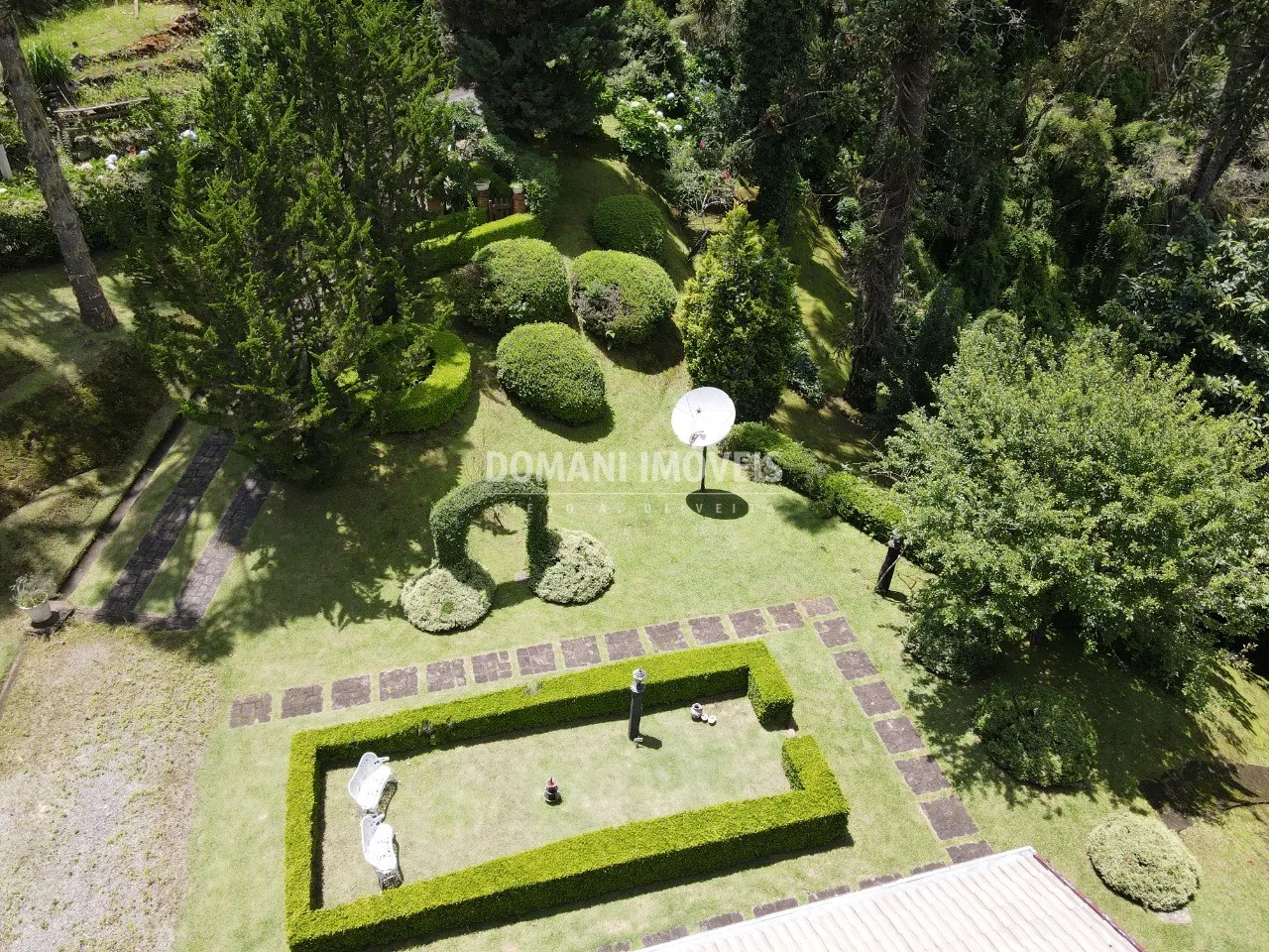 Casa à venda de 1.600 m² em Campos do Jordão, SP, Brasil