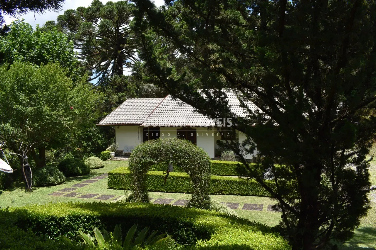 Casa à venda de 1.600 m² em Campos do Jordão, SP, Brasil