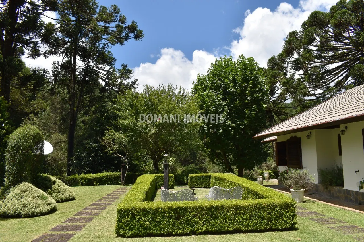 Casa à venda de 1.600 m² em Campos do Jordão, SP, Brasil