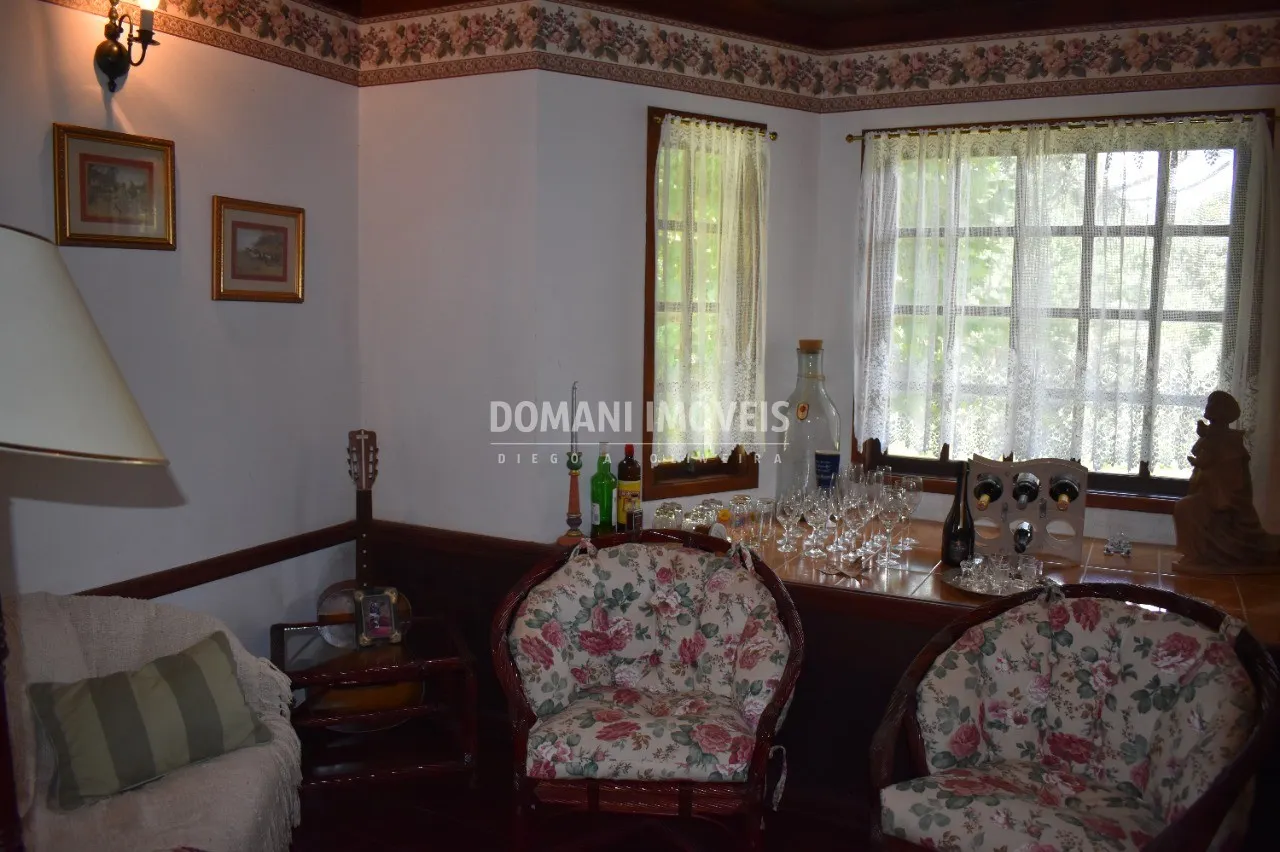 Casa à venda de 1.600 m² em Campos do Jordão, SP, Brasil