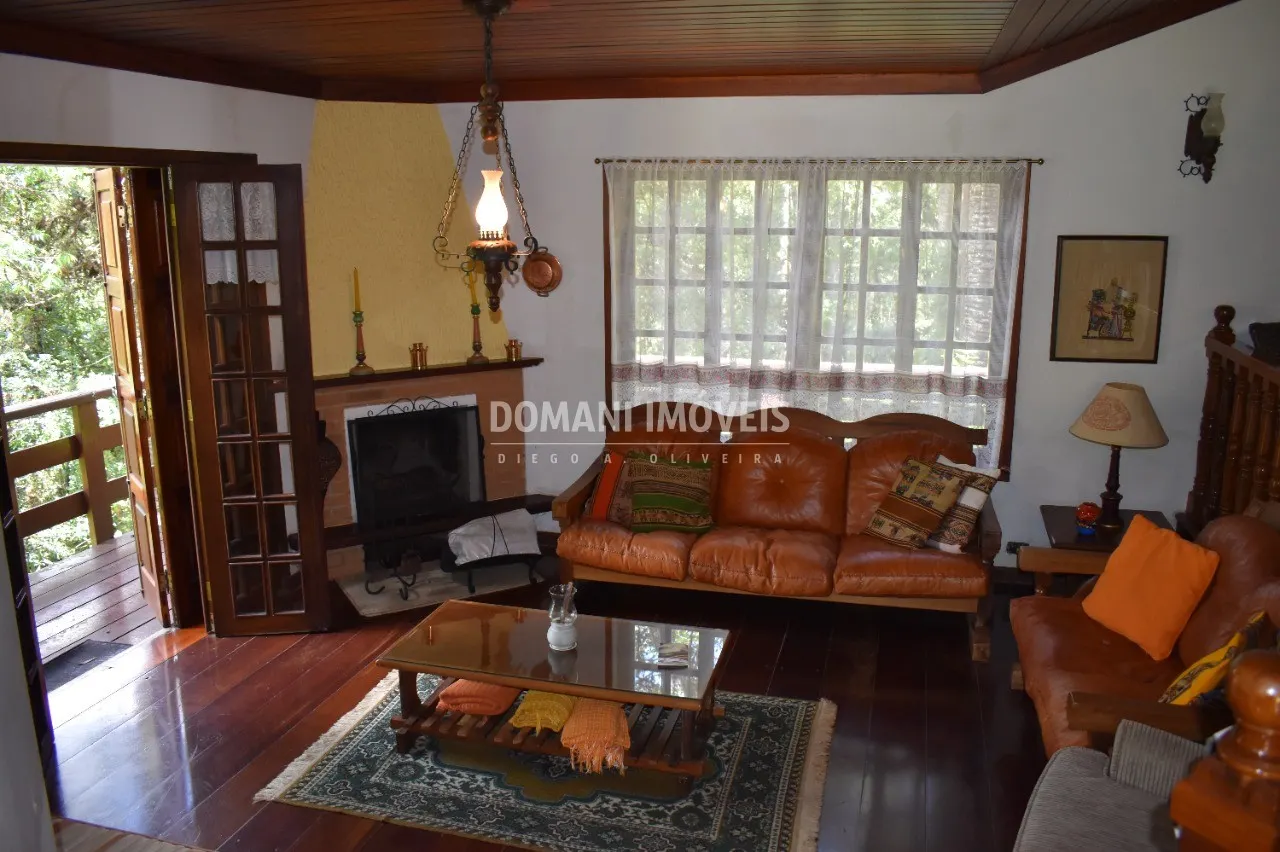 Casa à venda de 1.600 m² em Campos do Jordão, SP, Brasil
