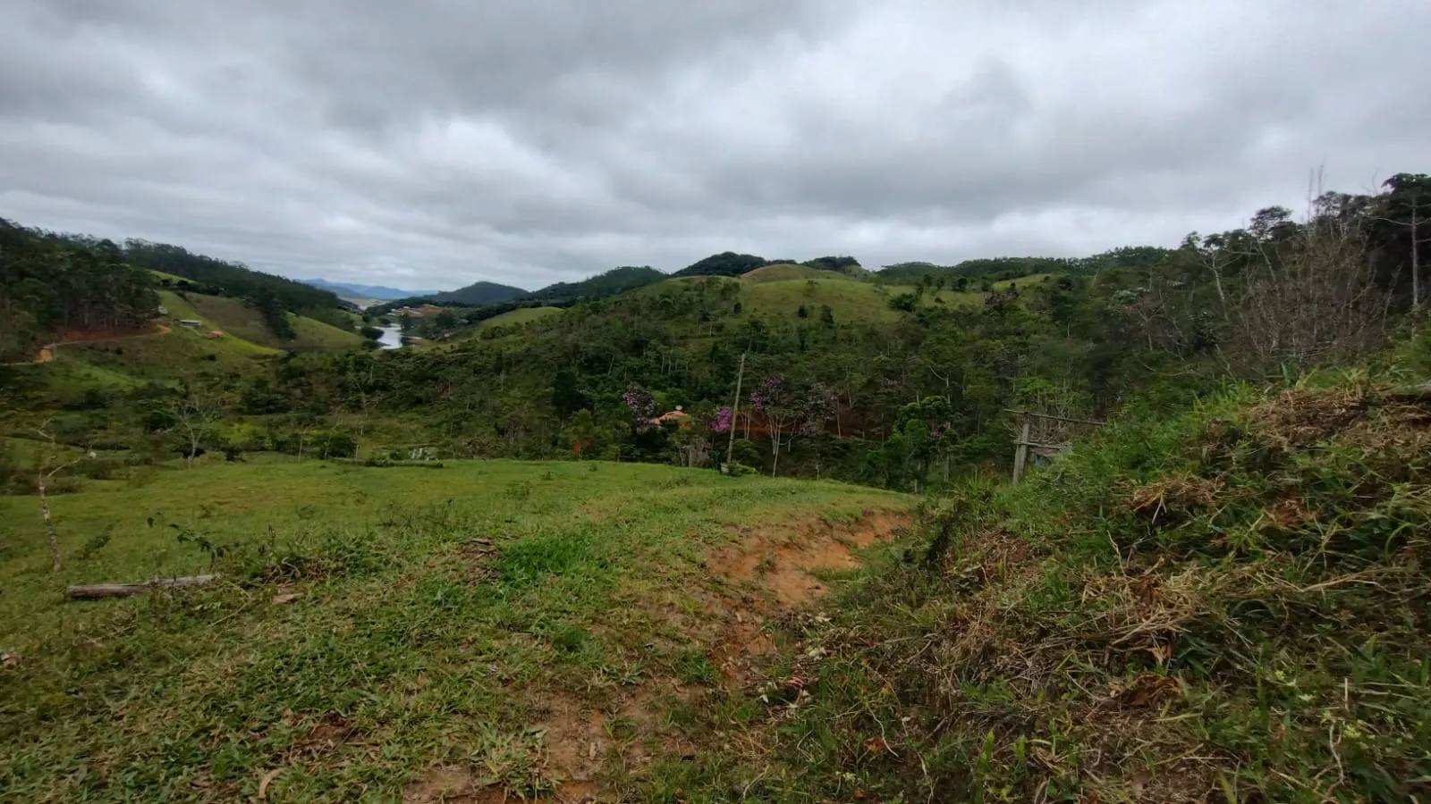 Sítio à venda de 11 ha em Natividade da Serra, SP, Brasil