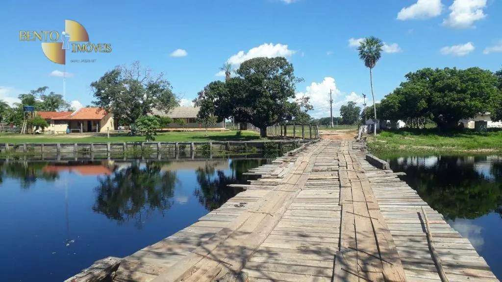 Fazenda à venda de 16.438 ha em Poconé, MT, Brasil