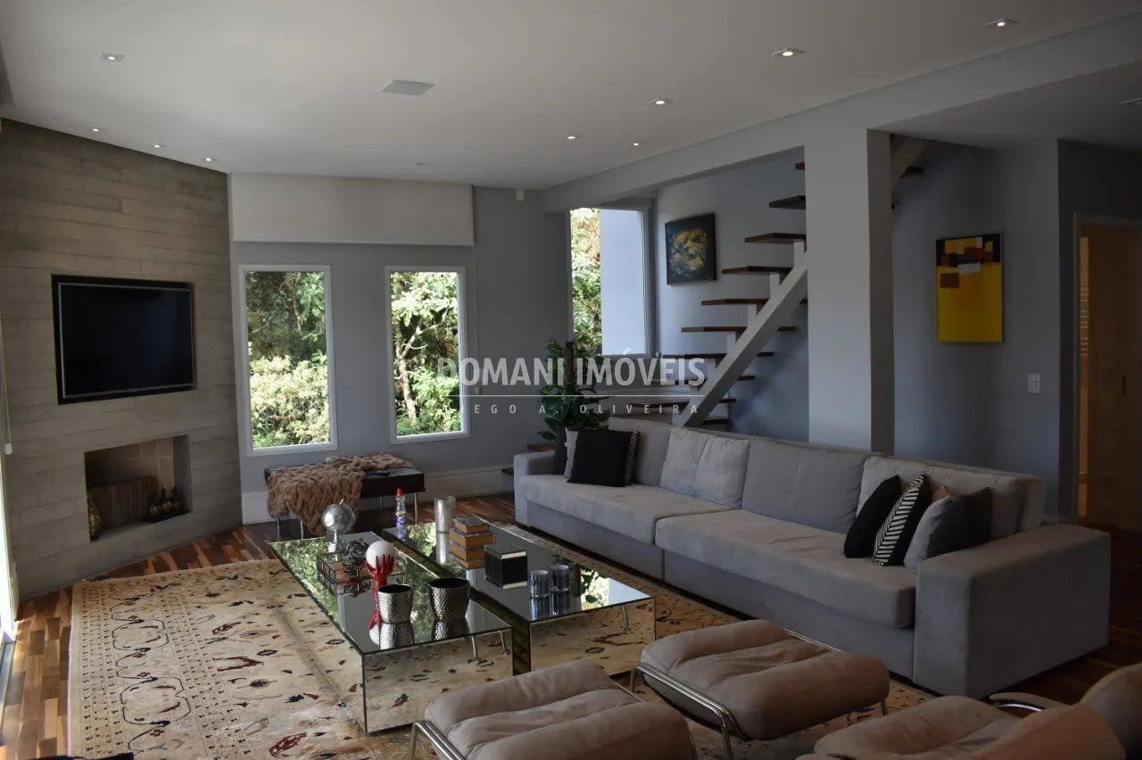Casa à venda de 1.050 m² em Campos do Jordão, SP, Brasil