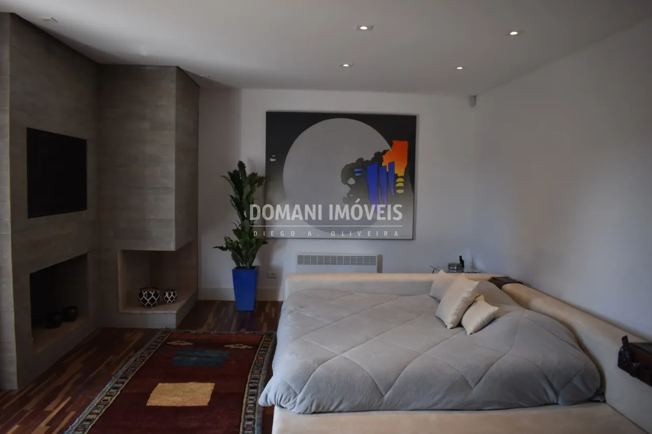 Casa à venda de 1.050 m² em Campos do Jordão, SP, Brasil