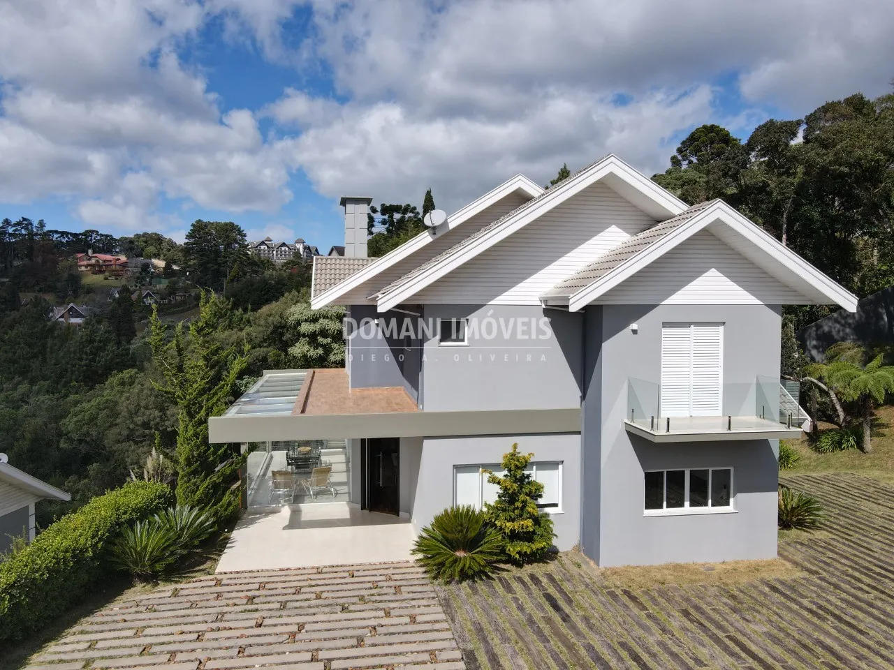 Casa à venda de 1.050 m² em Campos do Jordão, SP, Brasil