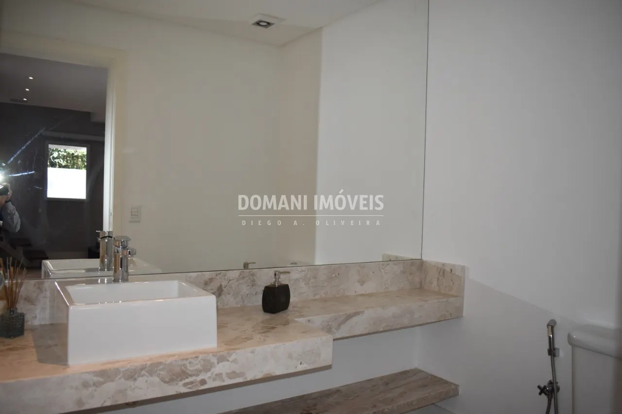 Casa à venda de 1.050 m² em Campos do Jordão, SP, Brasil
