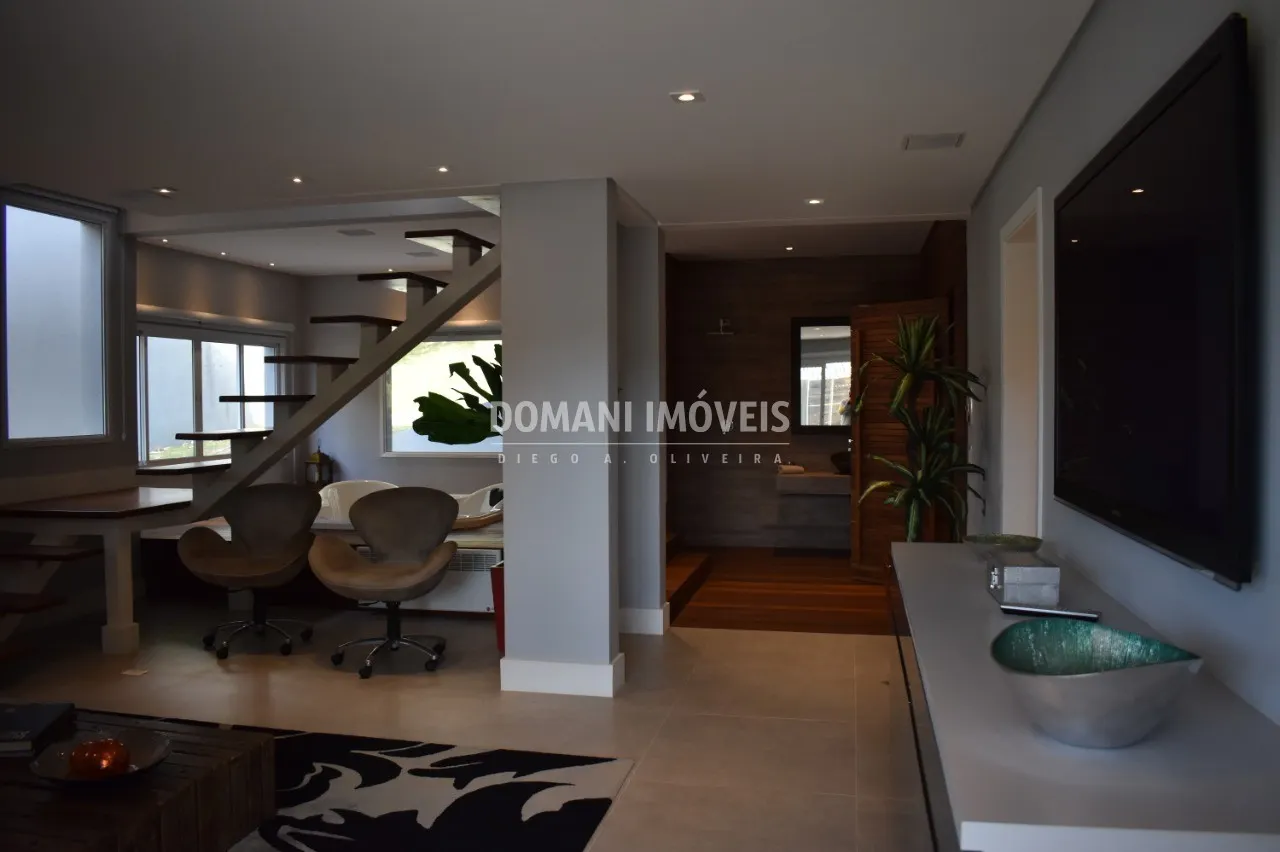 Casa à venda de 1.050 m² em Campos do Jordão, SP, Brasil