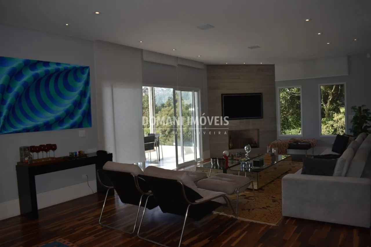 Casa à venda de 1.050 m² em Campos do Jordão, SP, Brasil