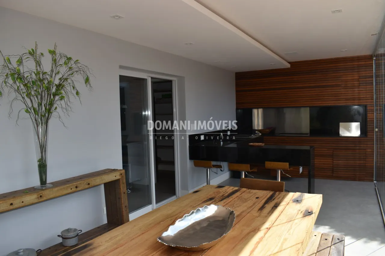 Casa à venda de 1.050 m² em Campos do Jordão, SP, Brasil