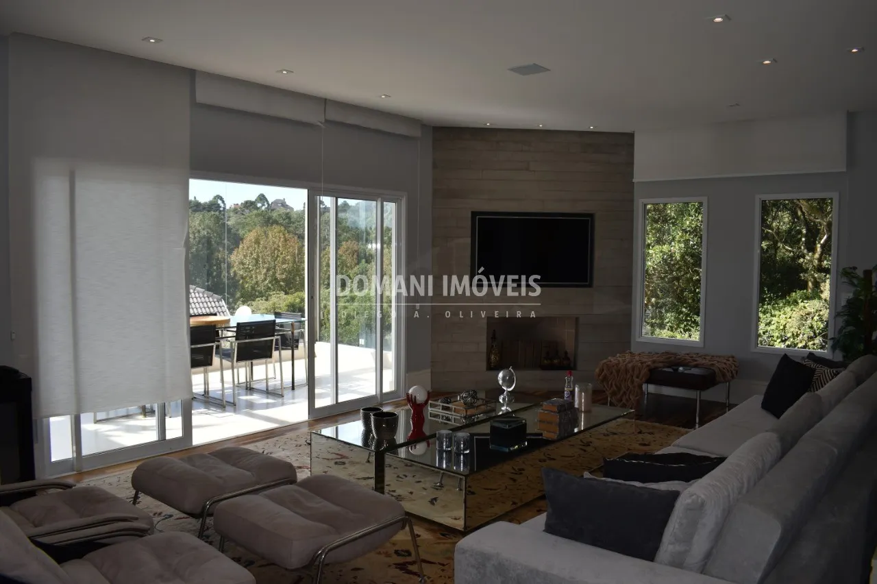 Casa à venda de 1.050 m² em Campos do Jordão, SP, Brasil