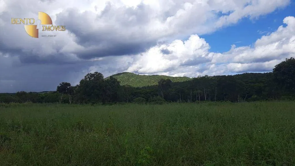 Fazenda à venda de 976 ha em Chapada dos Guimarães, MT, Brasil