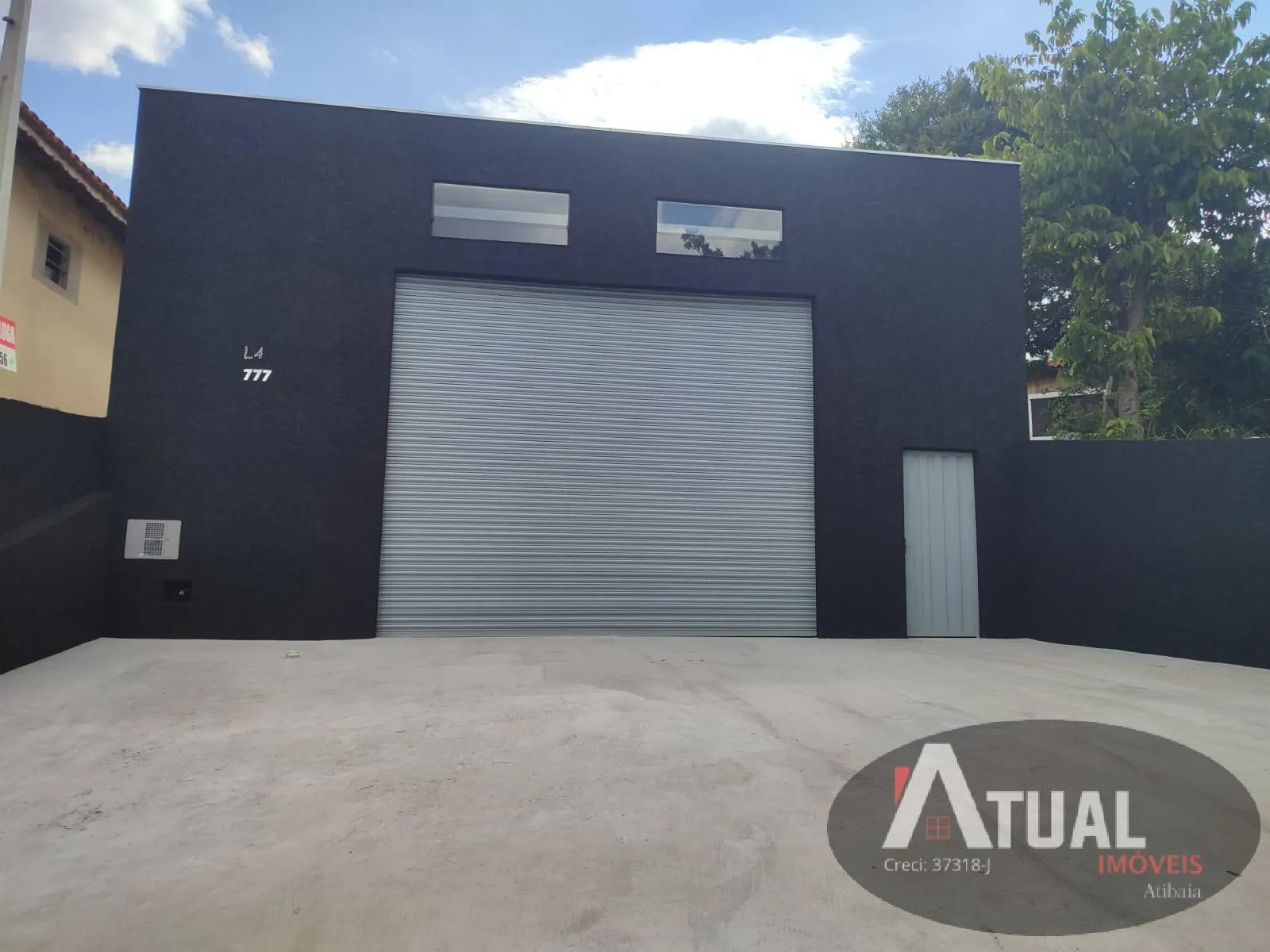 Comercial para Alugar de 300 m² em Atibaia, SP, Brasil