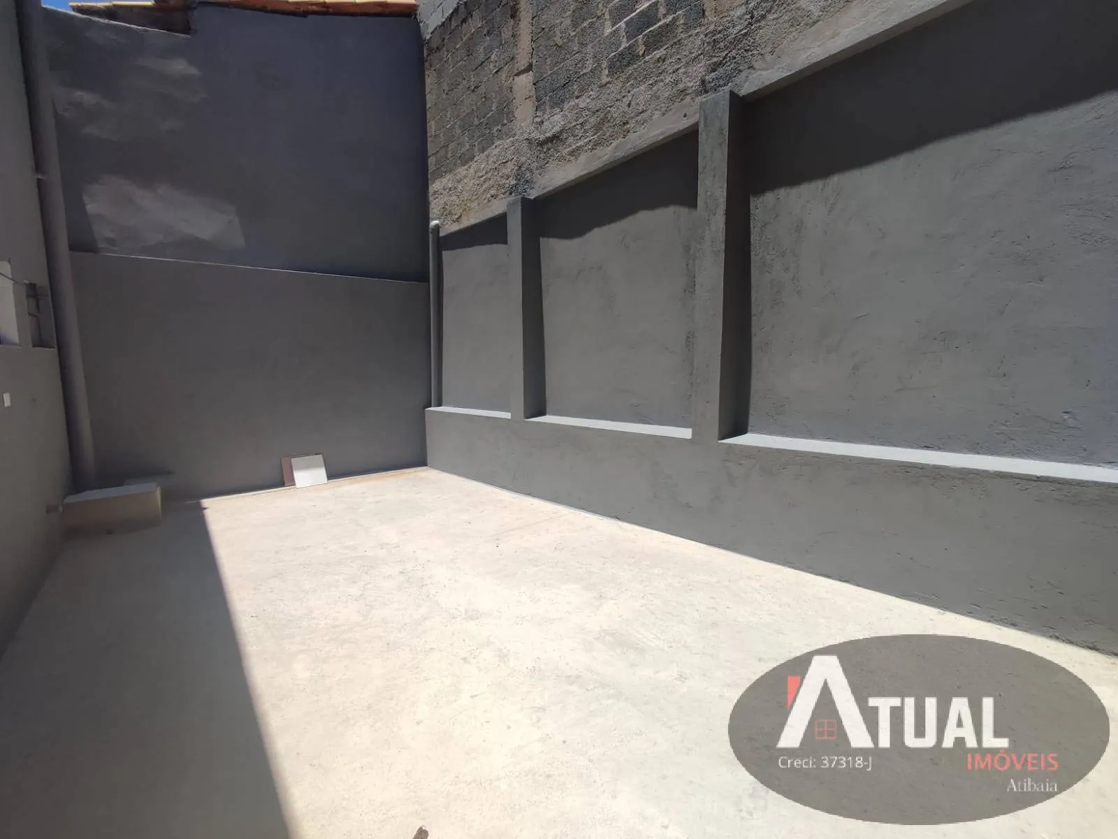 Comercial para Alugar de 300 m² em Atibaia, SP, Brasil
