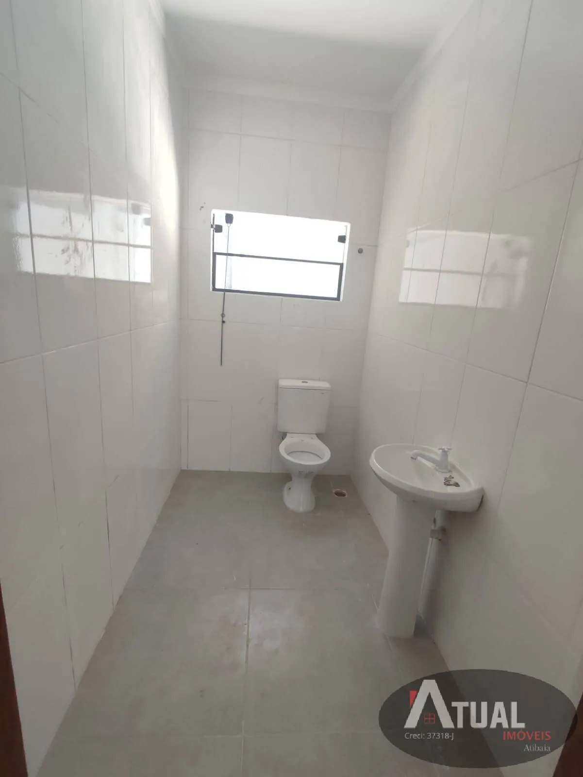 Comercial para Alugar de 300 m² em Atibaia, SP, Brasil