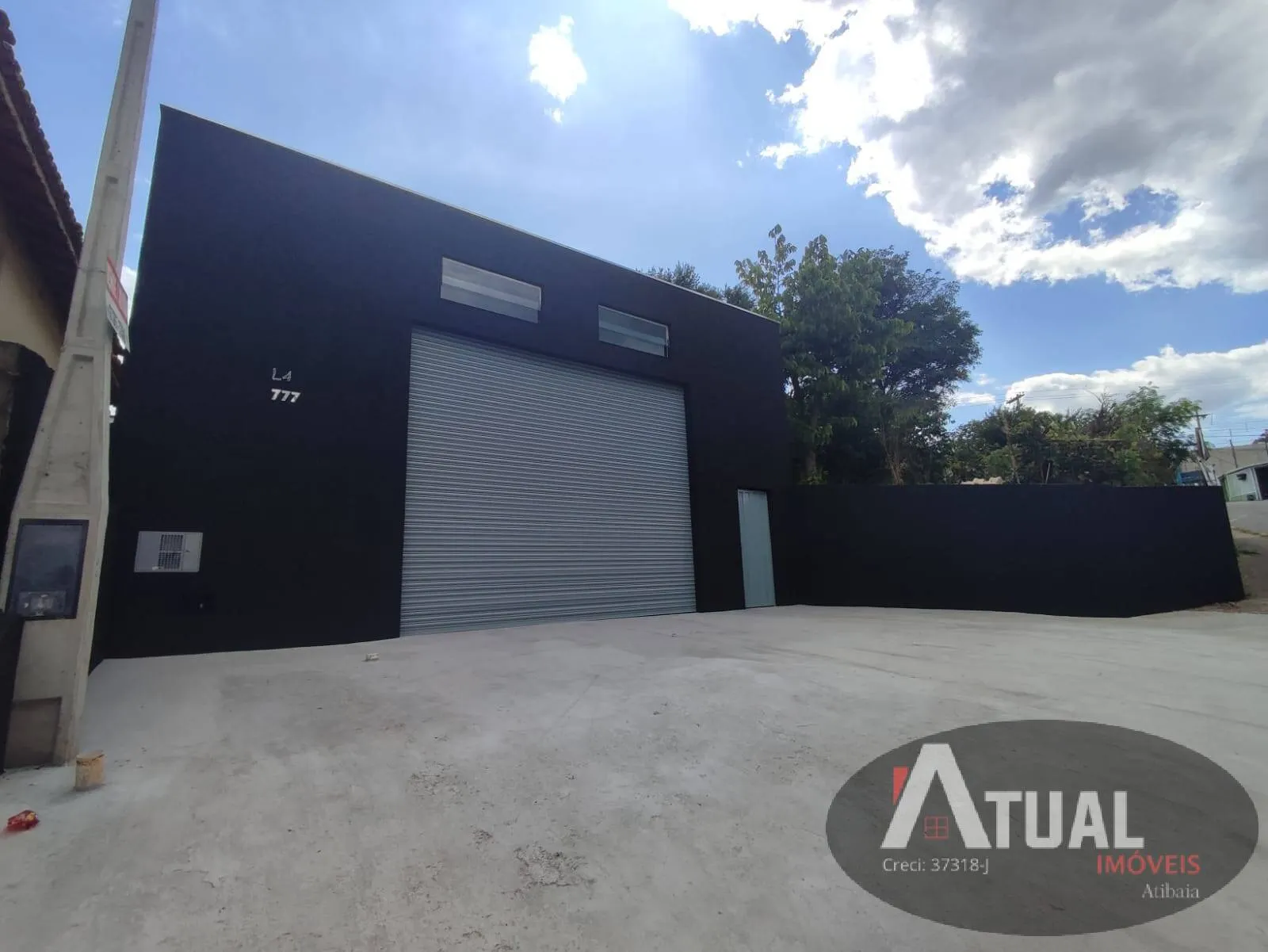 Comercial para Alugar de 300 m² em Atibaia, SP, Brasil