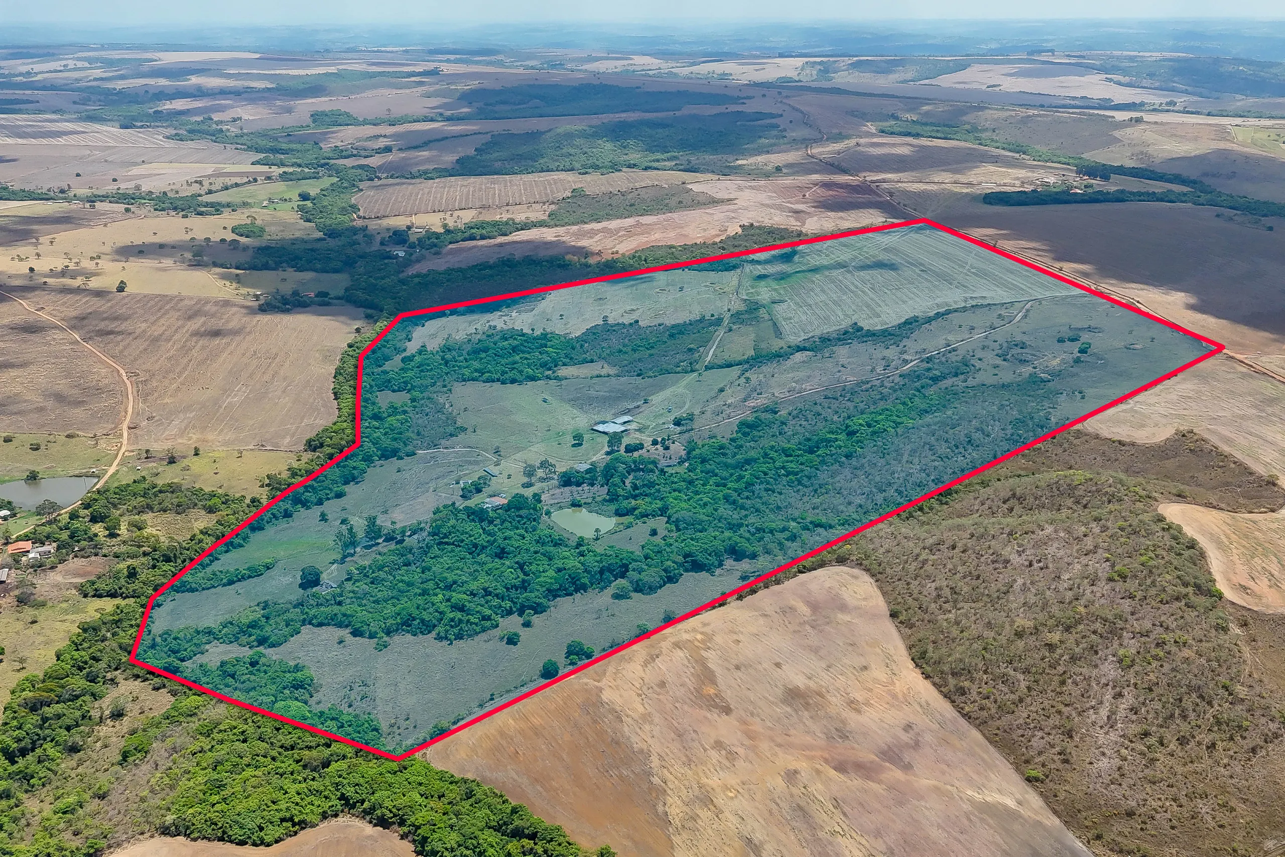 Fazenda à venda de 102 ha em Abadiânia, GO, Brasil