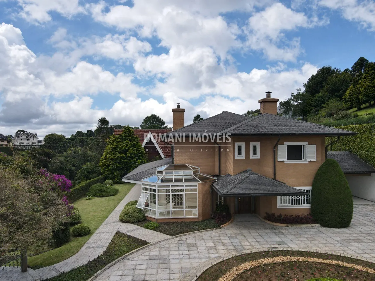 Casa à venda de 4.910 m² em Campos do Jordão, SP, Brasil