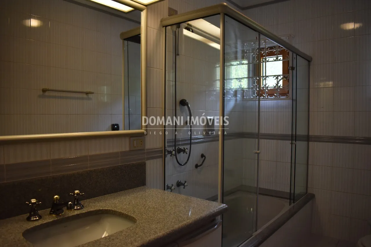 Casa à venda de 4.910 m² em Campos do Jordão, SP, Brasil