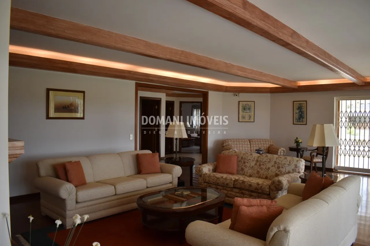 Casa à venda de 4.910 m² em Campos do Jordão, SP, Brasil