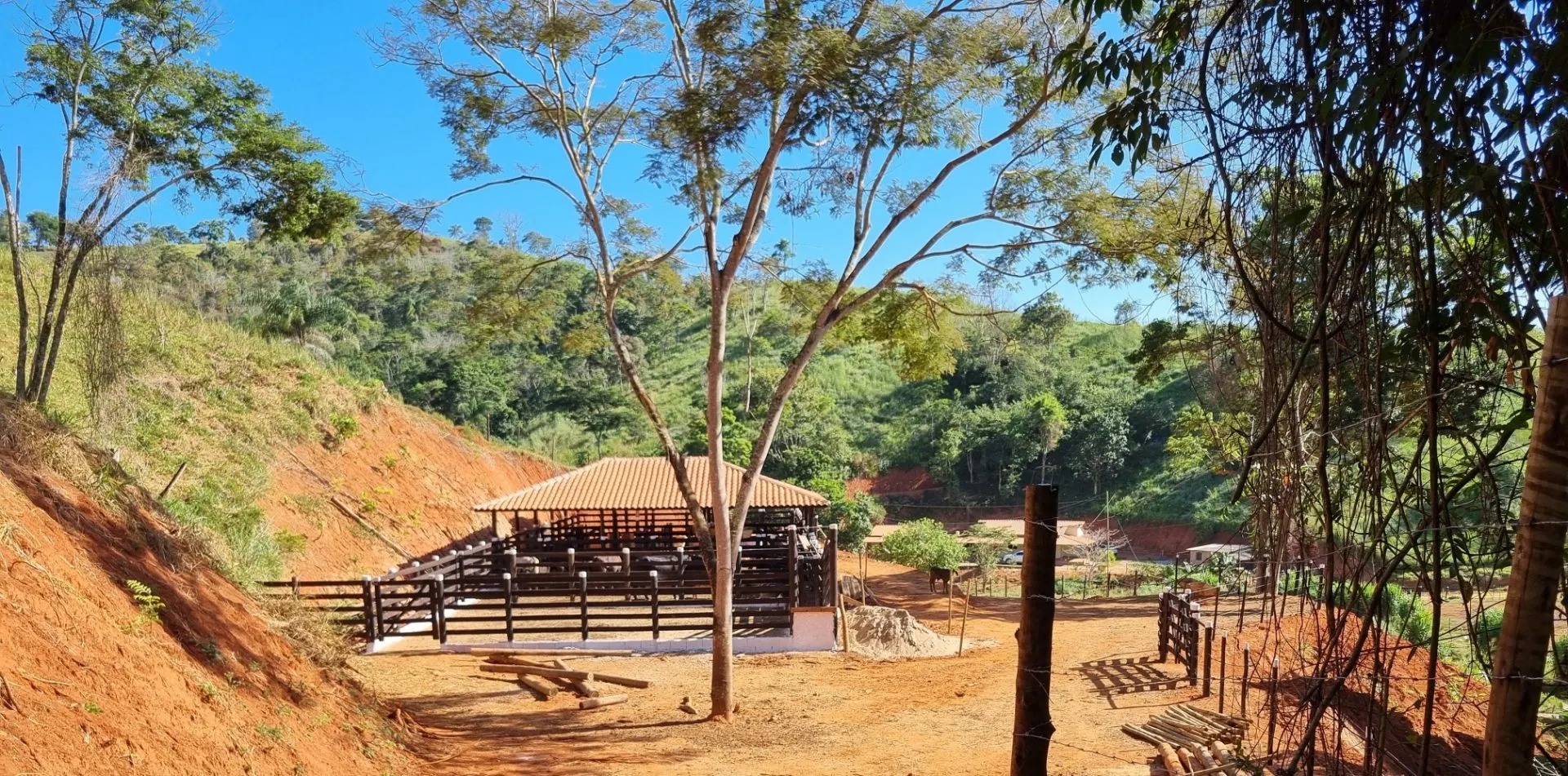 Sítio à venda de 26.000 ha em Ipatinga, MG, Brasil