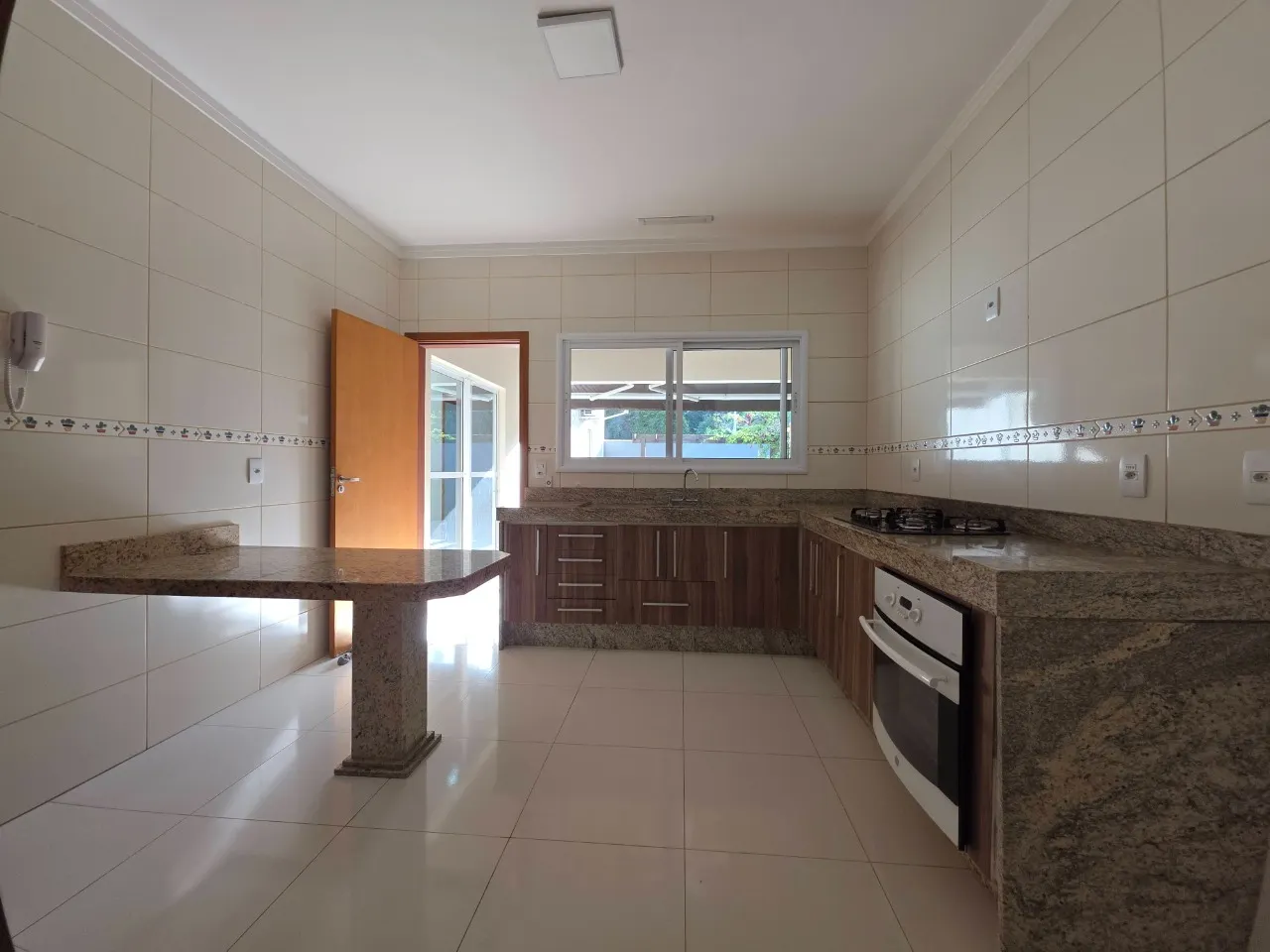 Casa à venda de 300 m² em Indaiatuba, SP, Brasil