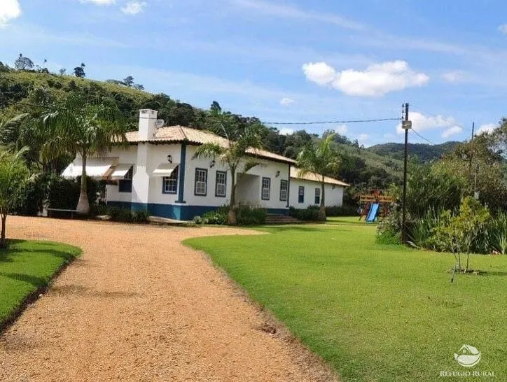 Small farm for sale of 180 acres in Monte Sião, MG, Brazil