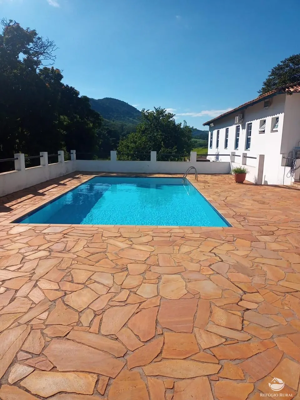 Small farm for sale of 180 acres in Monte Sião, MG, Brazil