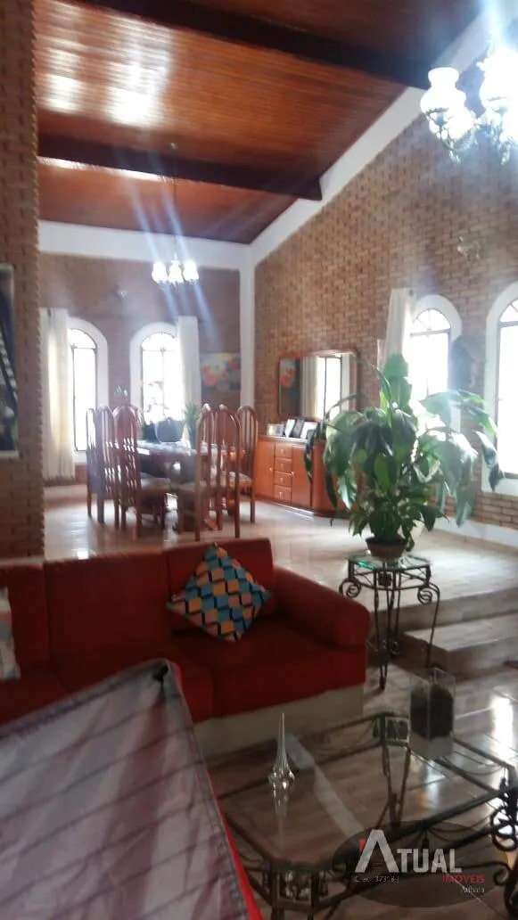 Casa à venda e para Alugar de 874 m² em Atibaia, SP, Brasil