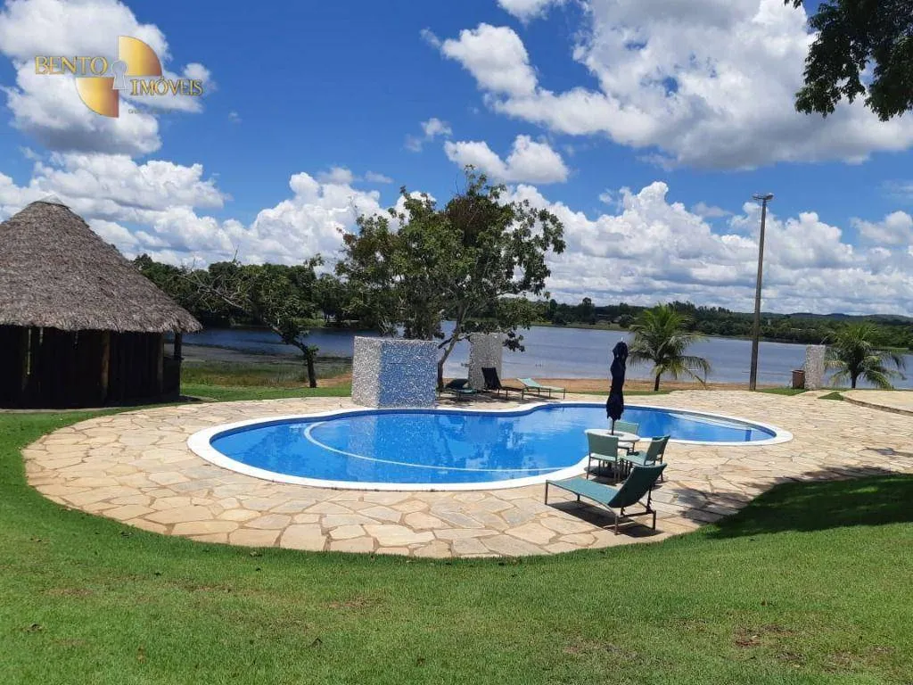 Casa à venda de 1.093 m² em Cuiabá, MT, Brasil