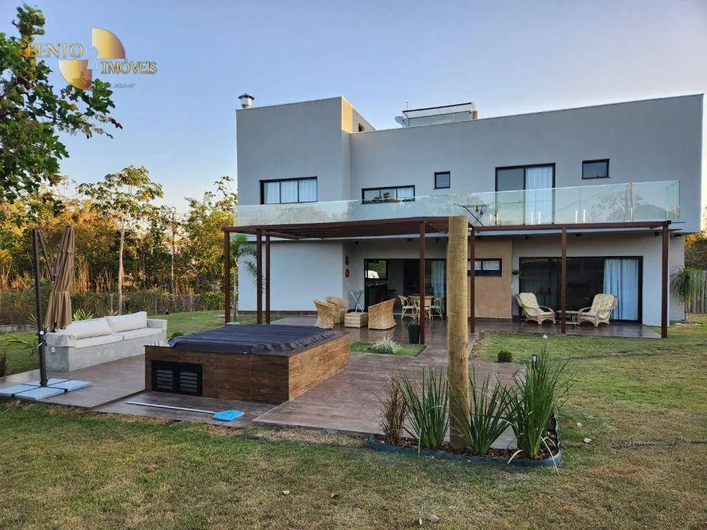 Casa à venda de 1.093 m² em Cuiabá, MT, Brasil