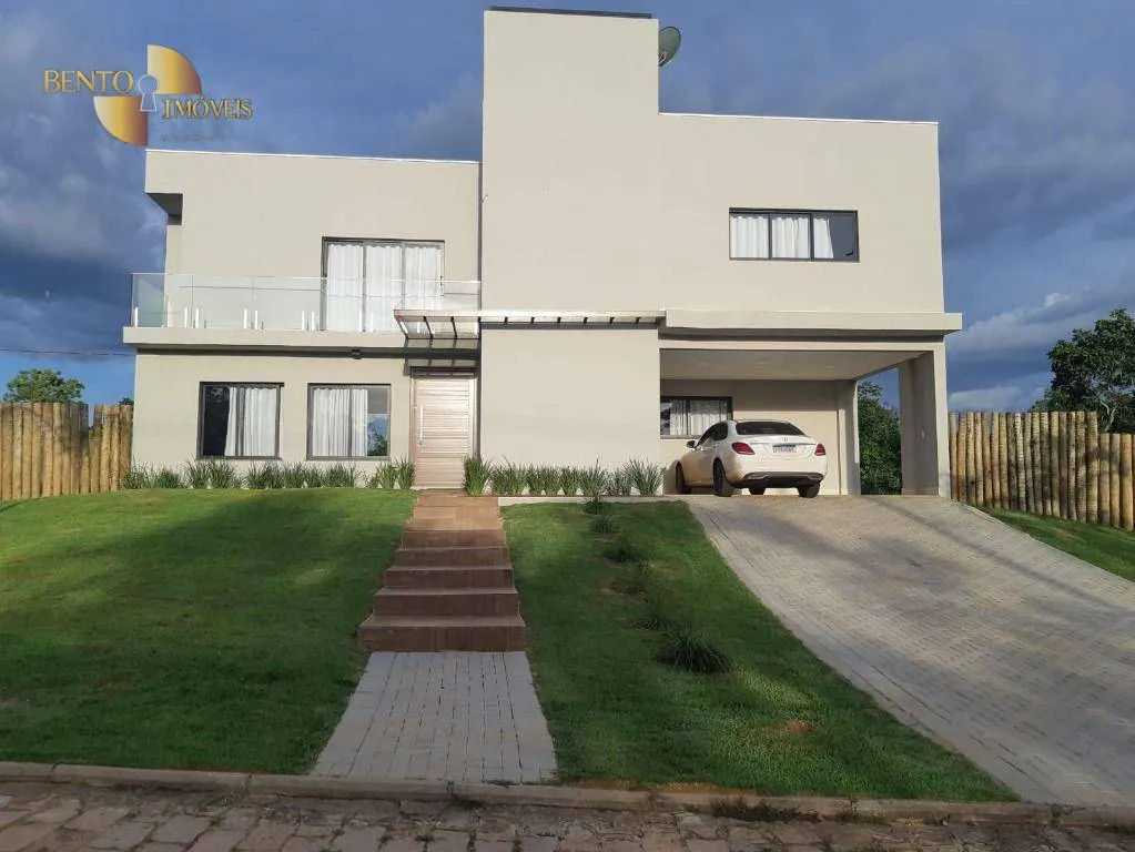 Casa à venda de 1.093 m² em Cuiabá, MT, Brasil