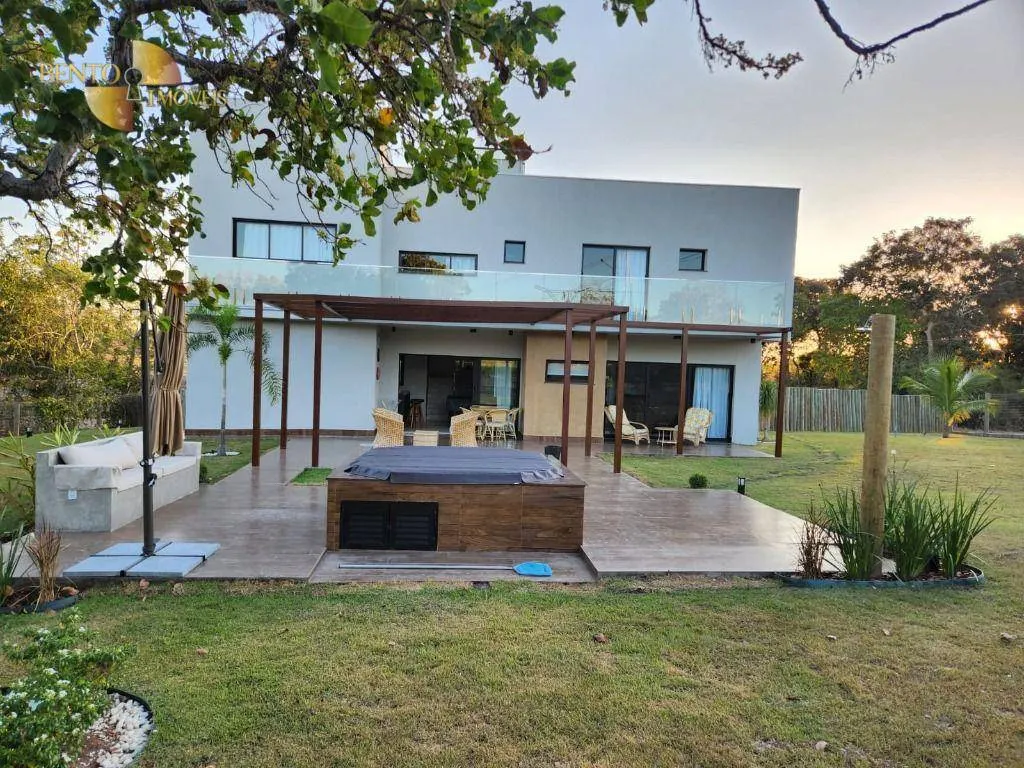 Casa à venda de 1.093 m² em Cuiabá, MT, Brasil