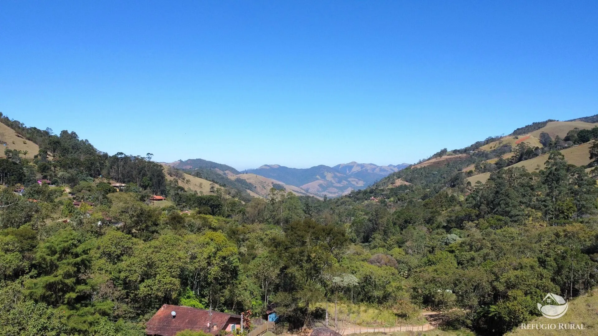 Small farm for sale of 6 acres in São José dos Campos, SP, Brazil