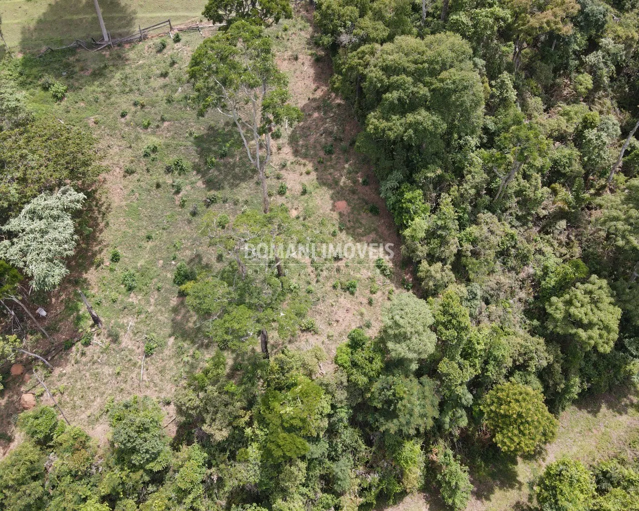 Terreno à venda de 1.850 m² em Campos do Jordão, SP, Brasil