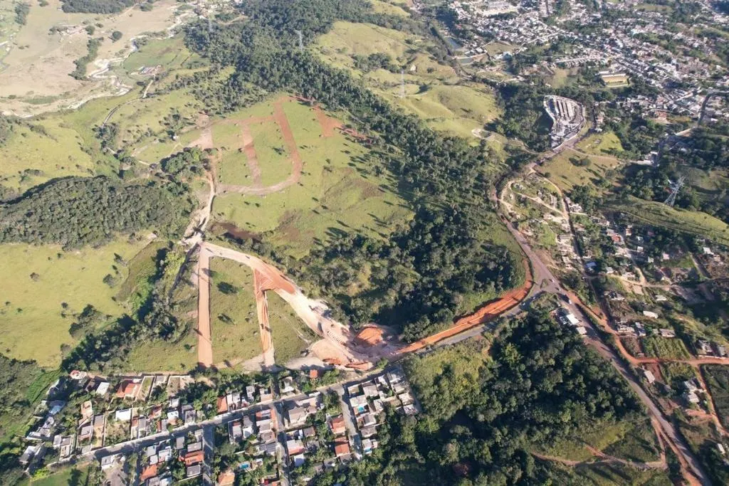 Terreno à venda de 360 m² em Betim, MG, Brasil