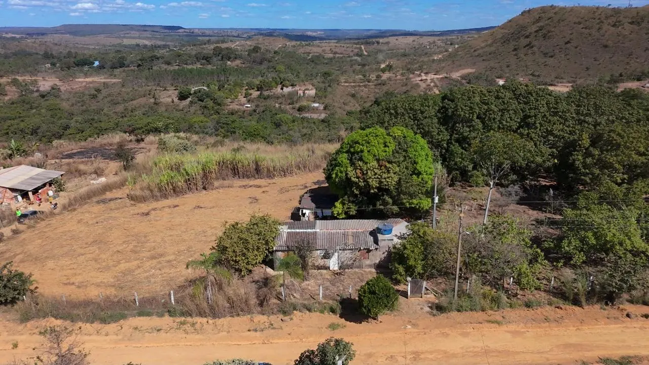 Chácara à venda de 2 ha em Luziânia, GO, Brasil