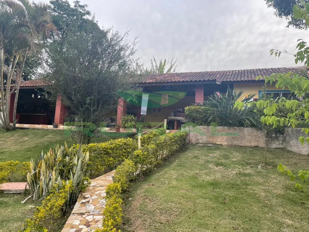 Country home for sale of 1,068 m² in São Roque, SP, Brazil