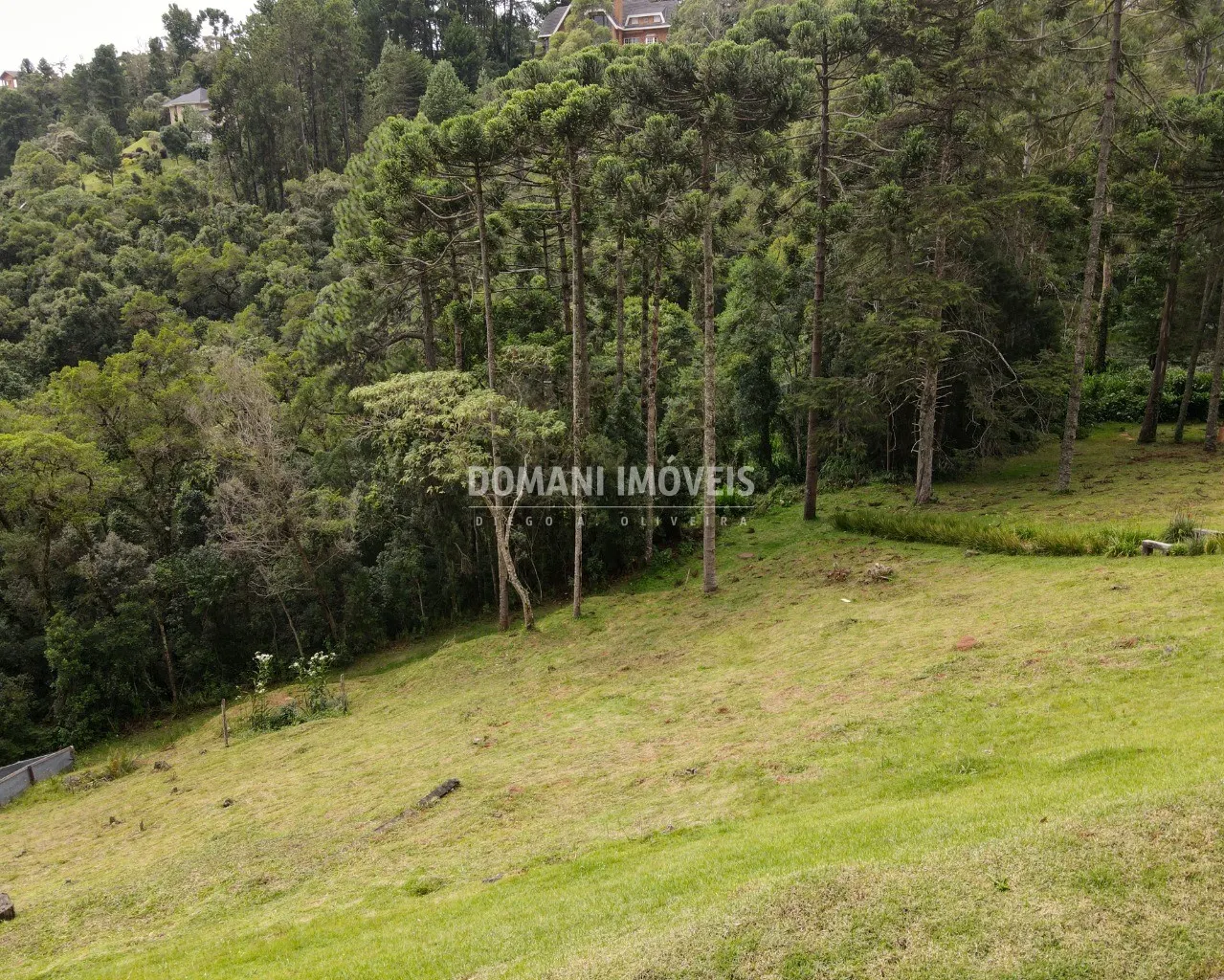 Terreno à venda de 1.150 m² em Campos do Jordão, SP, Brasil