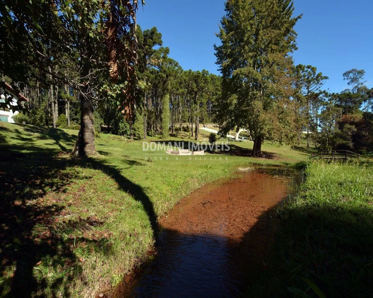Terreno à venda de 1.150 m² em Campos do Jordão, SP, Brasil
