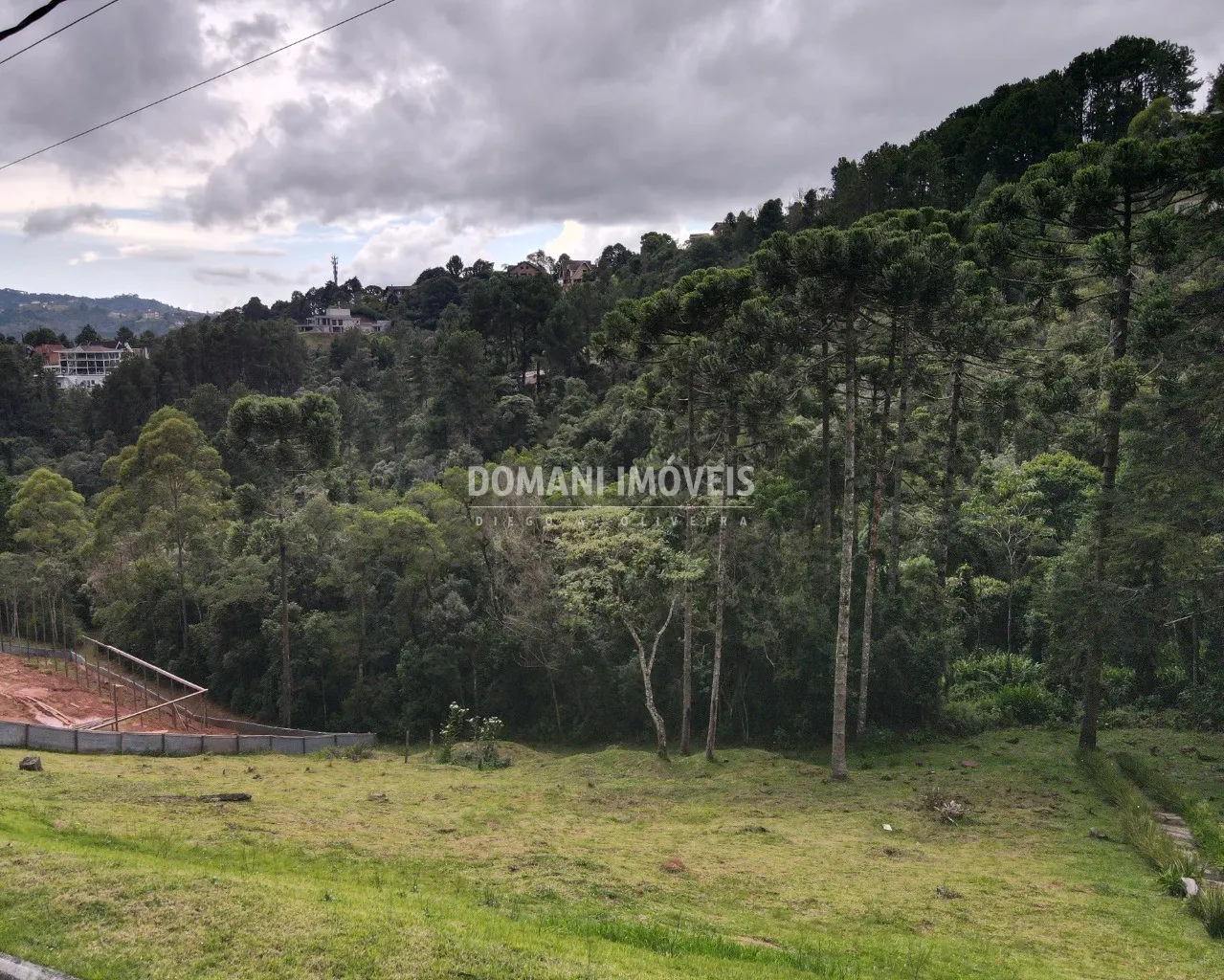 Terreno à venda de 1.150 m² em Campos do Jordão, SP, Brasil